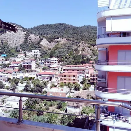 Lägenhet Vacation House Vlorë